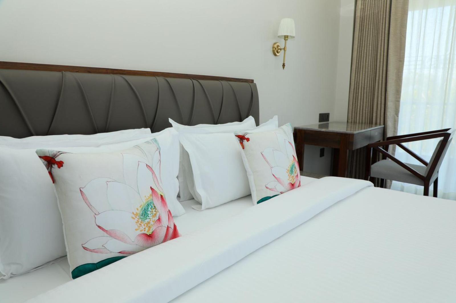 Golden Fields Resort Mulshi Buitenkant foto