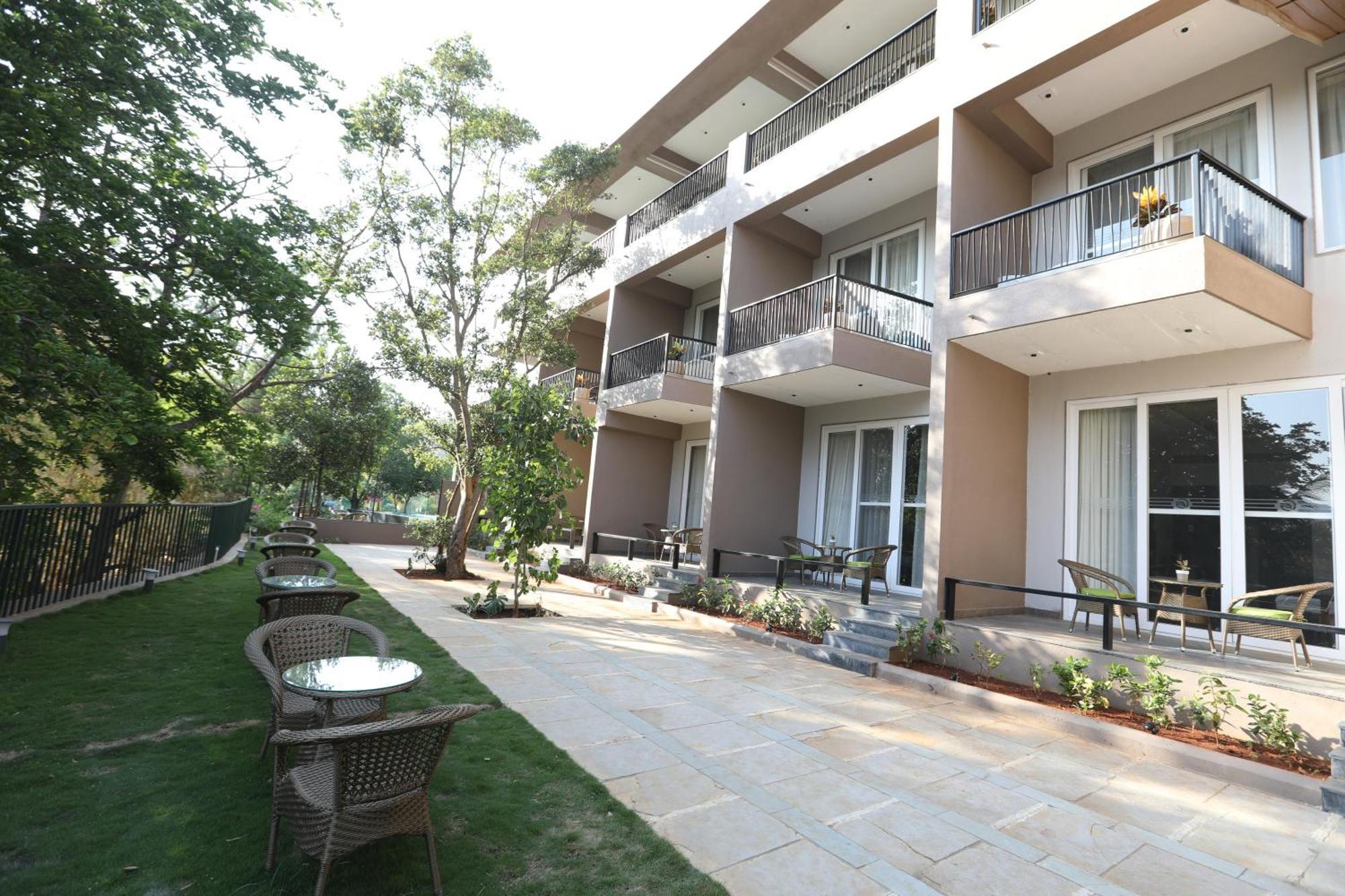 Golden Fields Resort Mulshi Buitenkant foto
